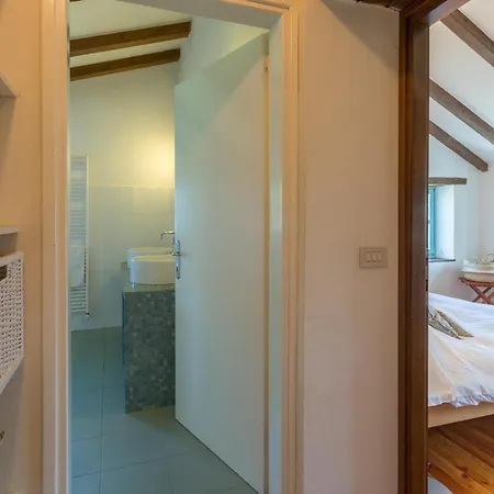 Holiday home In Oprtalj