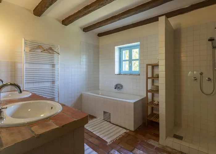 Vakantiehuis Stunning In Oprtalj